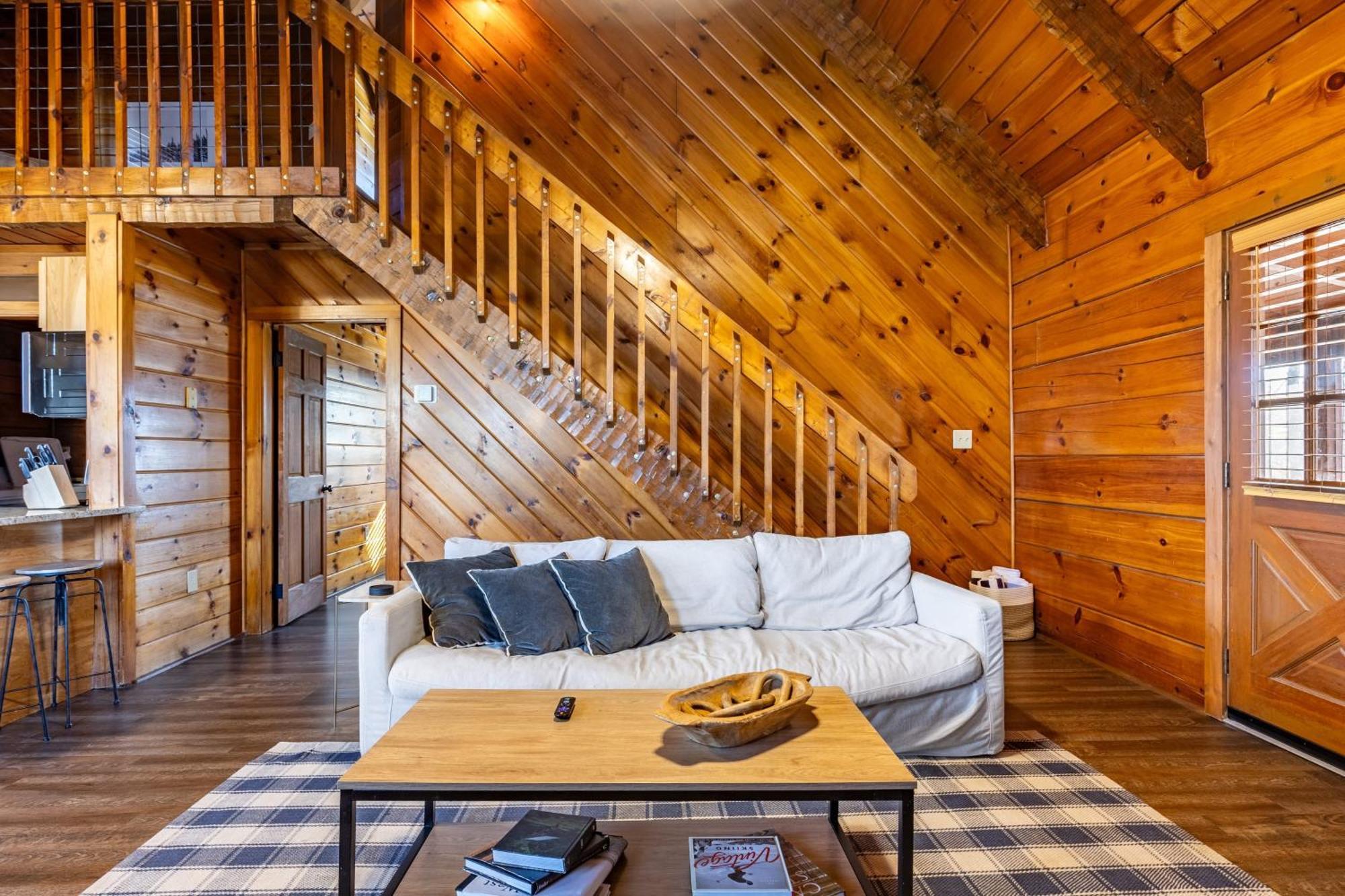 Dudley II By Avantstay Comfortable Cabin W Hot Tub Views Pigeon Forge Exterior photo
