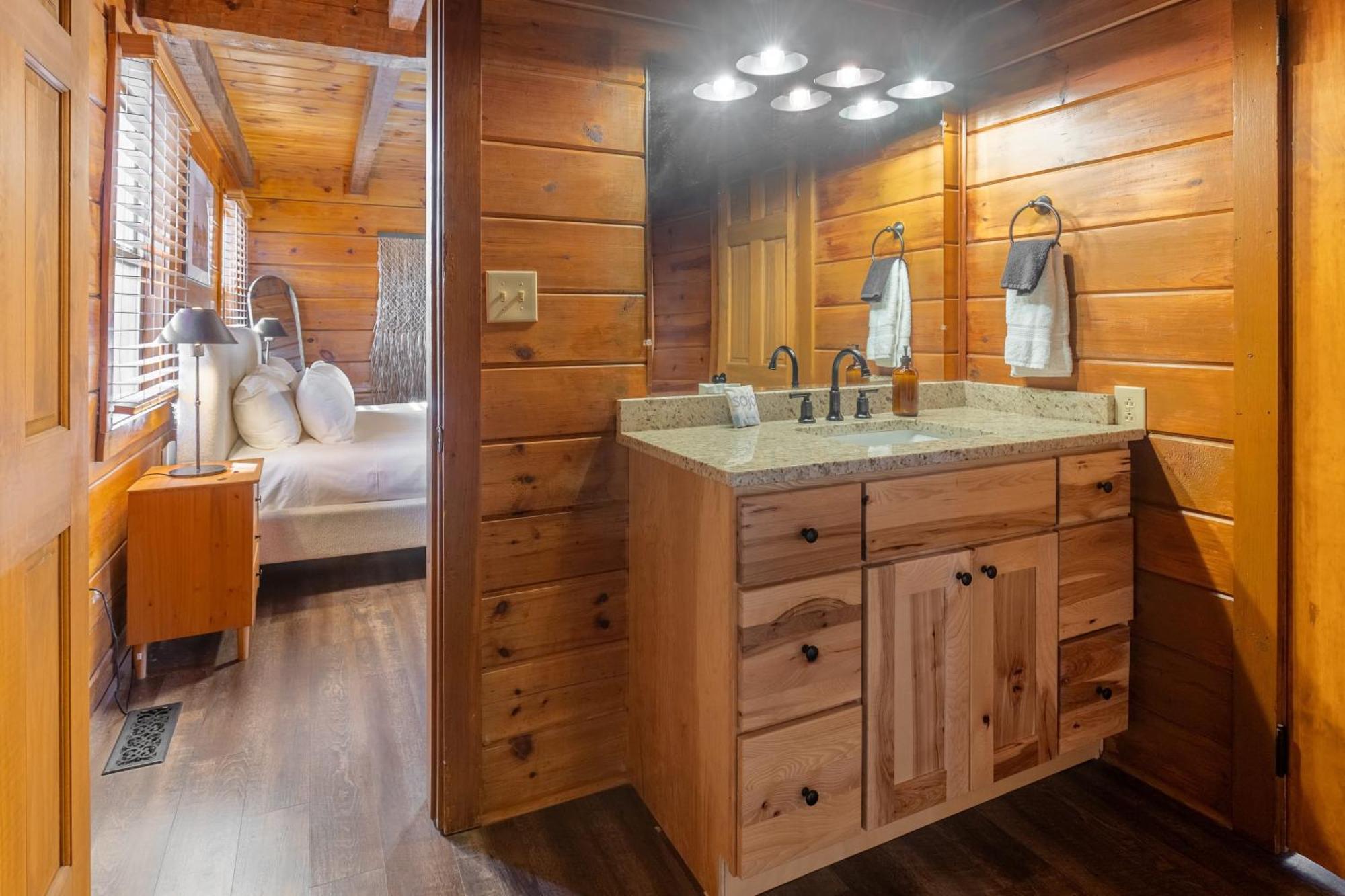 Dudley II By Avantstay Comfortable Cabin W Hot Tub Views Pigeon Forge Exterior photo